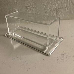 NEW Clear Transparent Acrylic Butter Dish Holder Keeper Modern
